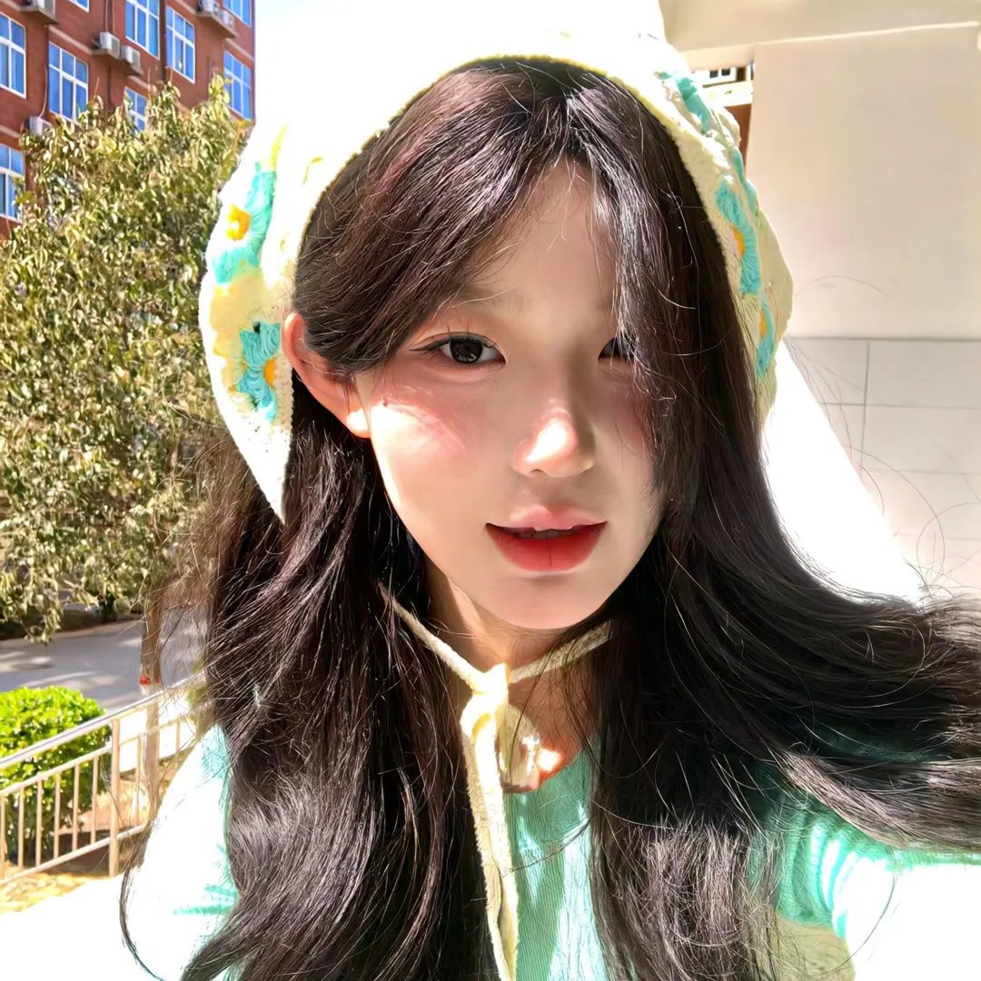瓦兰:天使之谷海报
